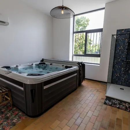 Holiday home La De Lon Saint-Lon-Les-Mines