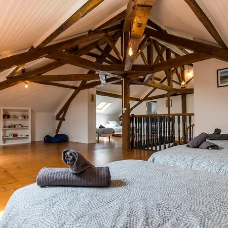 La De Lon Saint-Lon-Les-Mines