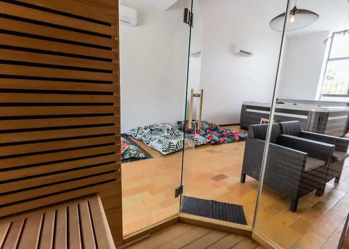 Дом отдыха La De Lon Saint-Lon-Les-Mines