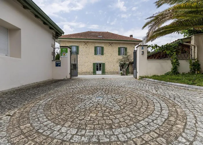 Дом отдыха La De Lon