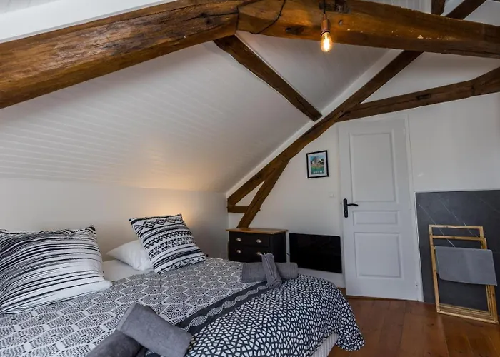 Дом отдыха La De Lon Saint-Lon-Les-Mines