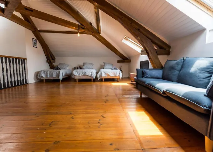 Дом отдыха La De Lon *