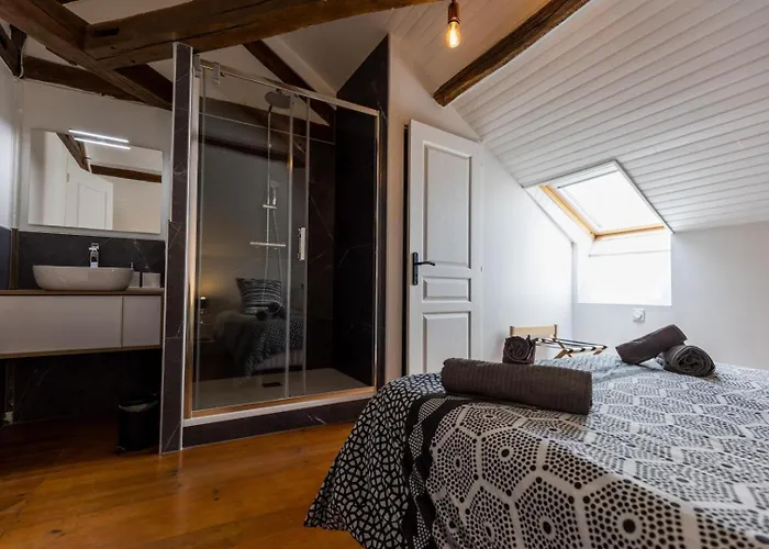 La De Lon Saint-Lon-Les-Mines